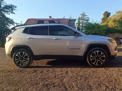 Usata Jeep Compass Limited 131 CV (96 kW) 2021 Argento SUV