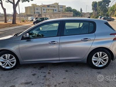 Usata Peugeot 308 92 CV (67 kW) 2014 Utilitaria