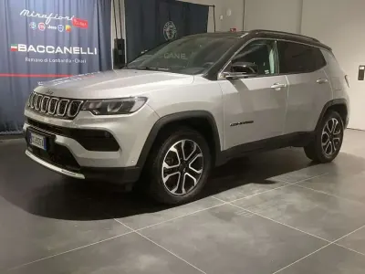 Usata Jeep Compass Limited 190 CV (139 kW) 2021 Argento SUV