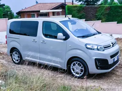 Begagnad Citroën Spacetourer 116 HK (85 kW) 2017 Beige Minibuss