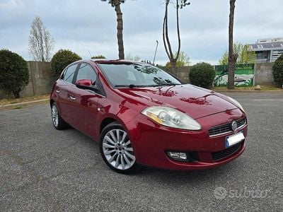 Usata Fiat Bravo 120 CV (88 kW) 2009 Rosso Utilitaria