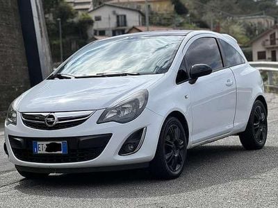 Usata Opel Corsa 86 CV (63 kW) 2014 Utilitaria