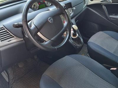 Usata Lancia Ypsilon 60 CV (44 kW) 2008 Bianco Utilitaria