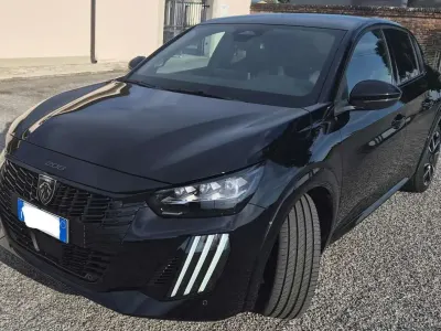 Usata Peugeot 208 GTi 136 CV (100 kW) 2025 Utilitaria