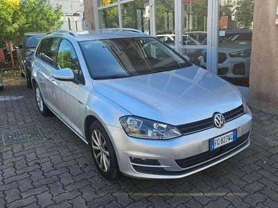 Usata VW Golf VII LOUNGE 110 CV (80 kW) 2016 Argento Station wagon