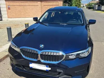 Usata BMW 318 150 CV (110 kW) 2021 Berlina