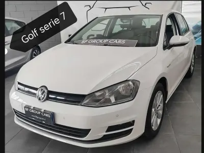 Usata VW Golf VII Highline 110 CV (80 kW) 2015 Bianca Berlina
