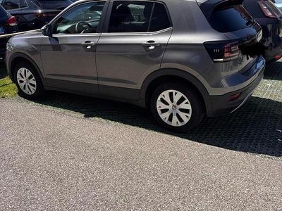 Begagnad VW T-Cross 95 HK (69 kW) 2020 Grå SUV