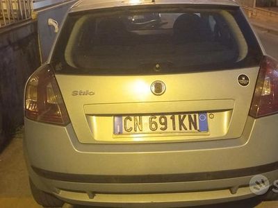 Usata Fiat Stilo 116 CV (85 kW) 2004 Verde Berlina
