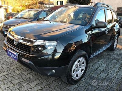 Usata Dacia Duster Lauréate 110 CV (80 kW) 2011 Nero SUV