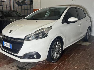 Bianco Usata 2018 Peugeot 208 Allure Utilitaria | 7500 € (Ottimo prezzo)
