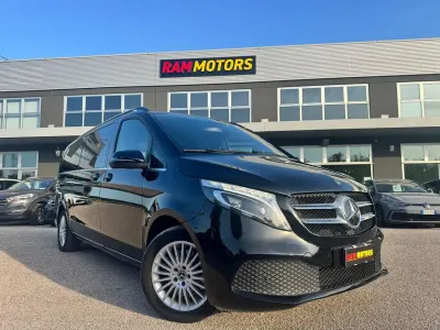 Usata Mercedes V220 Premium 190 CV (139 kW) 2019 Nero Monovolume