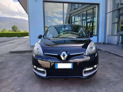 Usata Renault Scenic E-Tech LIMITED 110 CV (80 kW) 2015 Nero Monovolume