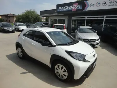 Usata Toyota Aygo X Active 72 CV (52 kW) 2024 Bianco SUV