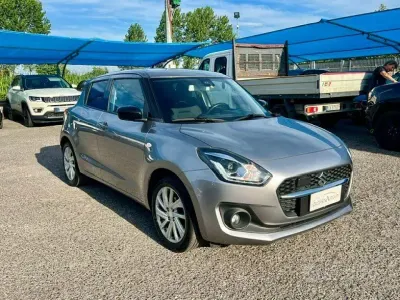 Usata Suzuki Swift 83 CV (61 kW) 2020 Grigio Utilitaria