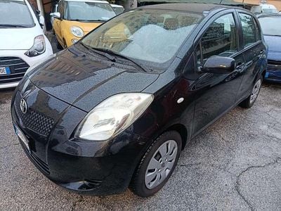Usata Toyota Yaris Sol 69 CV (50 kW) 2006 Nero Berlina