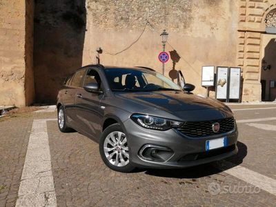 Usata Fiat Tipo 120 CV (88 kW) 2018 Grigio Station wagon