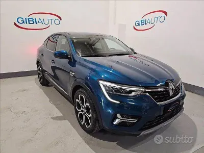 Usata Renault Arkana 94 CV (69 kW) 2023 Verde SUV