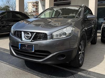 Usata Nissan Qashqai N-TEC 131 CV (96 kW) 2012 Grigio SUV
