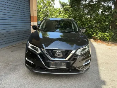 Usata Nissan Qashqai N-Connecta 110 CV (80 kW) 2017 Nero SUV