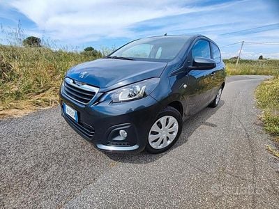 Usata Peugeot 108 Allure 69 CV (50 kW) 2018 Grigio Berlina