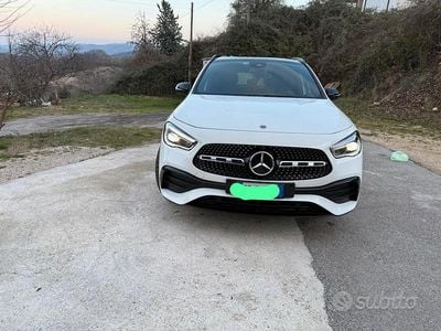 Usata Mercedes GLA200 Premium 163 CV (119 kW) 2021 Bianco SUV