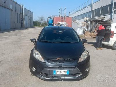 Usata Ford Fiesta 2008 Grigio Utilitaria