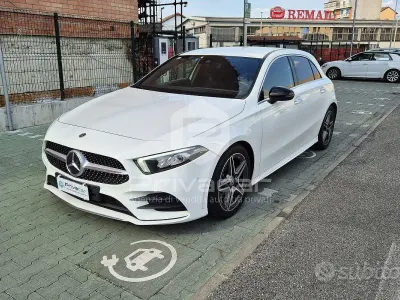 Usado Mercedes A200 Premium 163 HP (119 kW) 2021 Branco Citadino