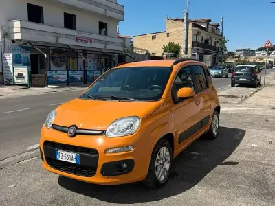 Usata Fiat Panda Lounge 69 CV (50 kW) 2019 Arancione Utilitaria