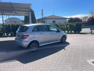 Usata Mercedes 170 116 CV (85 kW) 2009 Grigio Monovolume