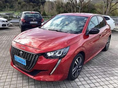 Usata Peugeot 208 Allure 102 CV (75 kW) 2023 Rosso Utilitaria