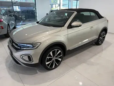 Usata VW T-Roc Cabriolet Style 150 CV (110 kW) 2024 Grigio Cabrio
