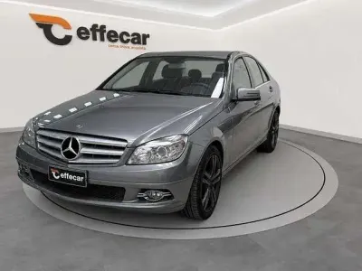 Usata Mercedes C220 Avantgarde 170 CV (125 kW) 2010 Grigio Berlina