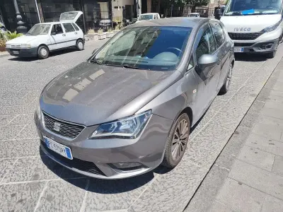 Usata Seat Ibiza CONNECT 75 CV (55 kW) 2016 Berlina