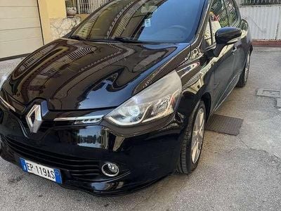 Usata Renault Clio IV 73 CV (53 kW) 2013 Berlina