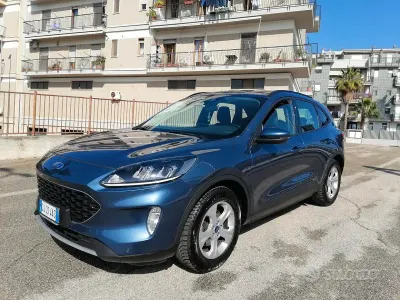 Occasion Ford Kuga Titanium 120 ch (88 kW) 2022 Bleue SUV