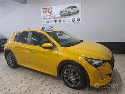 Usata Peugeot 208 Allure 101 CV (74 kW) 2021 Giallo Utilitaria
