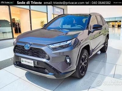 Usata Toyota RAV4 Hybrid Style 218 CV (160 kW) 2023 Grigio SUV