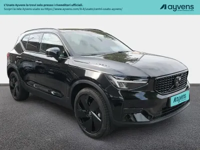 Usata Volvo XC40 Plus 197 CV (144 kW) 2025 Onyx black SUV