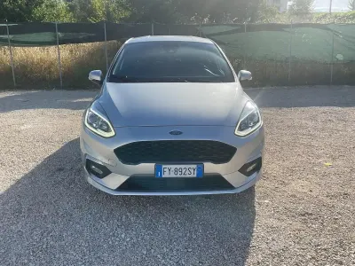 Usata Ford Fiesta ST-Line 86 CV (63 kW) 2019 Grigio Utilitaria