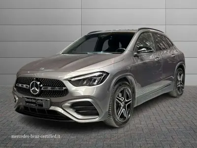 Usata Mercedes GLA200 Advanced Plus 150 CV (110 kW) 2024 Grigio montagna SUV