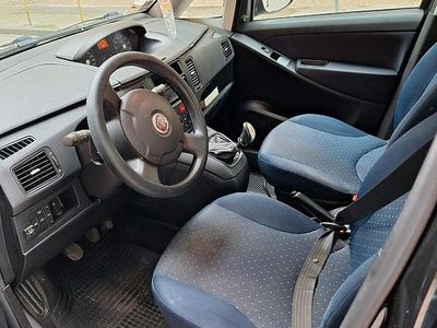 Nero Usata 2010 Fiat Idea Monovolume | 4500 € (Cara)