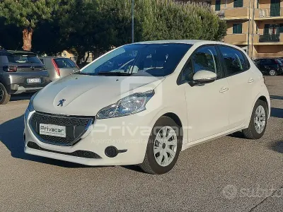 Usata Peugeot 208 Active 75 CV (55 kW) 2017 Bianco Utilitaria