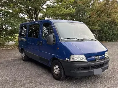 Usata Peugeot Boxer 127 CV (93 kW) 2006 Bluazzurro Furgone