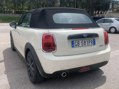 Begagnad Mini Cooper Cabriolet