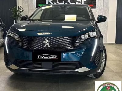 Usata Peugeot 3008 Allure 130 CV (95 kW) 2022 Verde SUV