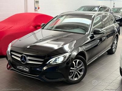 Usata Mercedes C200 136 CV (100 kW) 2017 Nero Station wagon