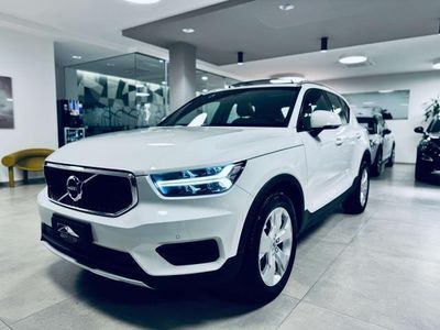 usata Volvo XC40 2.0 d3 Momentum awd geartronic TETTO