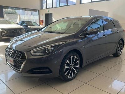 Usata Hyundai i40 136 CV (100 kW) 2019 Grigio Station wagon