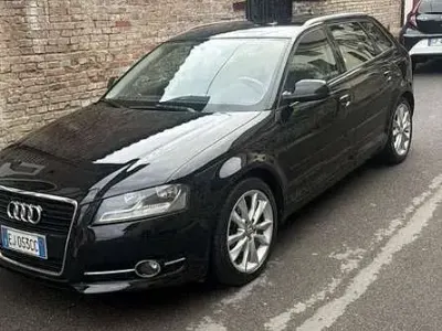 Usata Audi A3 Sportback Ambition 105 CV (77 kW) 2011 Utilitaria